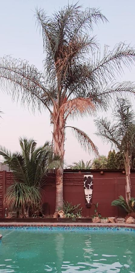 La Casa On Bashee Bed and Breakfast Boksburg Eksteriør billede