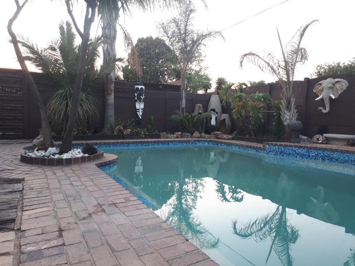La Casa On Bashee Bed and Breakfast Boksburg Eksteriør billede